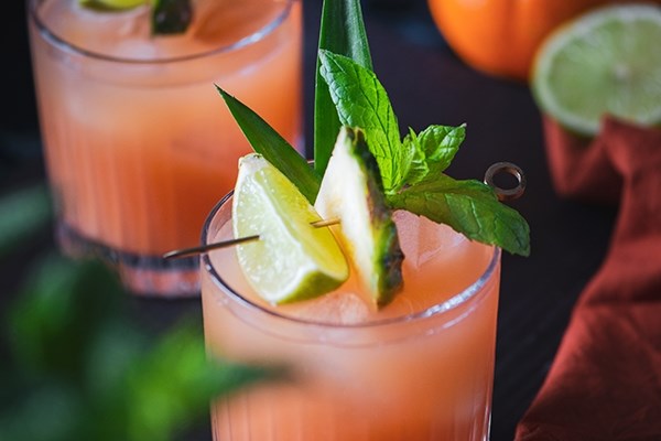 Cocktails & Drinks